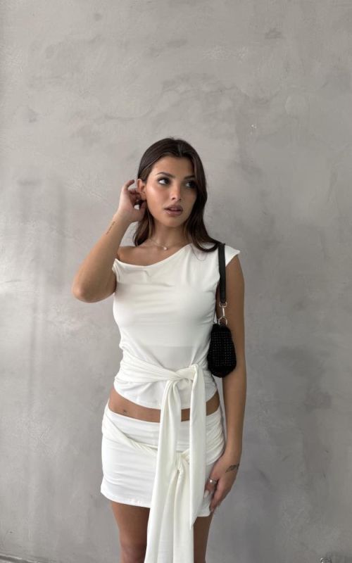 TOP IRREGULAR MICROFIBRA CON LAZO – ART.81